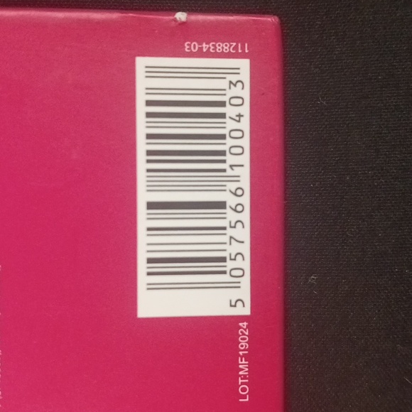 Makeup obsession○ "Be Passionate About" eyeshadow palette. - Picture 4 of 4